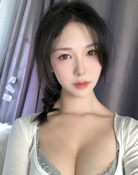 四虎影视免费永久在线观看_超清完整在线观看
