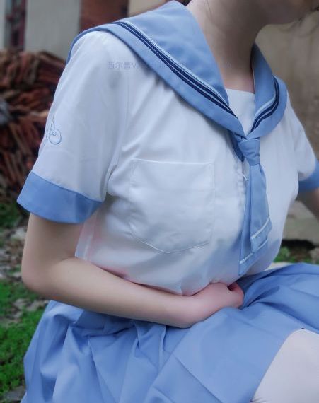 美女露出让男生揉图片_1080免费在线观看