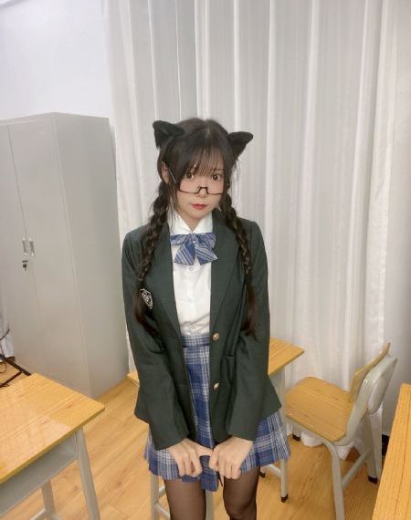 小姨子在线播放_1080在线视频观看
